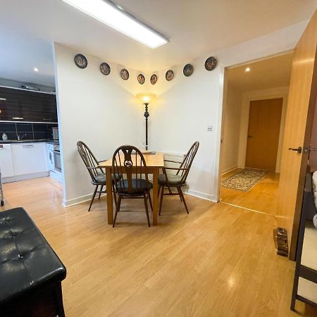 Kelvingrove 2 Bedroom Apartment - Private Parking Glasgow Exteriér fotografie