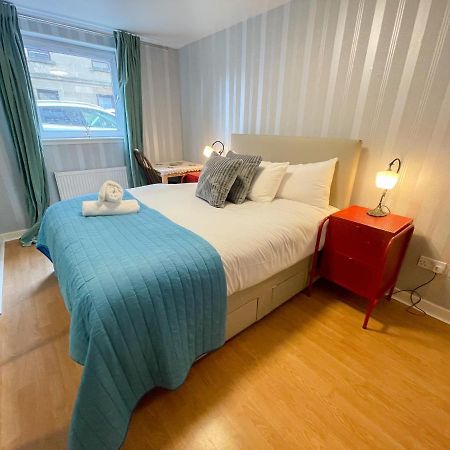 Kelvingrove 2 Bedroom Apartment - Private Parking Glasgow Exteriér fotografie