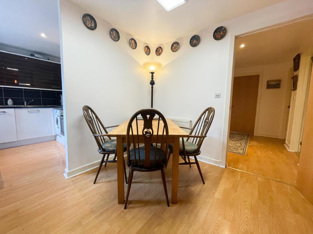Kelvingrove 2 Bedroom Apartment - Private Parking Glasgow Exteriér fotografie