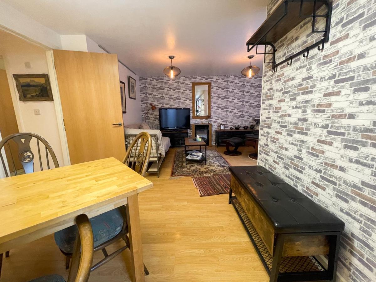 Kelvingrove 2 Bedroom Apartment - Private Parking Glasgow Exteriér fotografie
