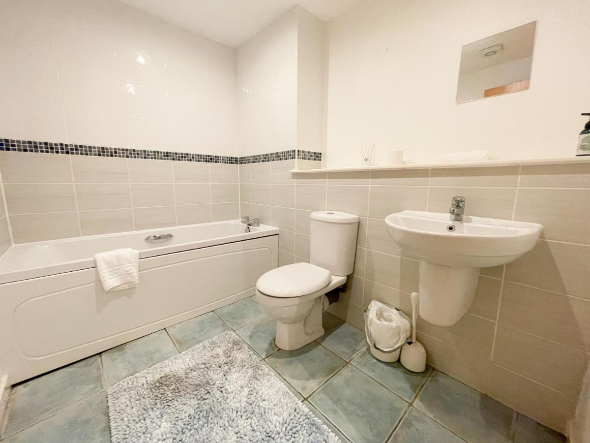 Kelvingrove 2 Bedroom Apartment - Private Parking Glasgow Exteriér fotografie