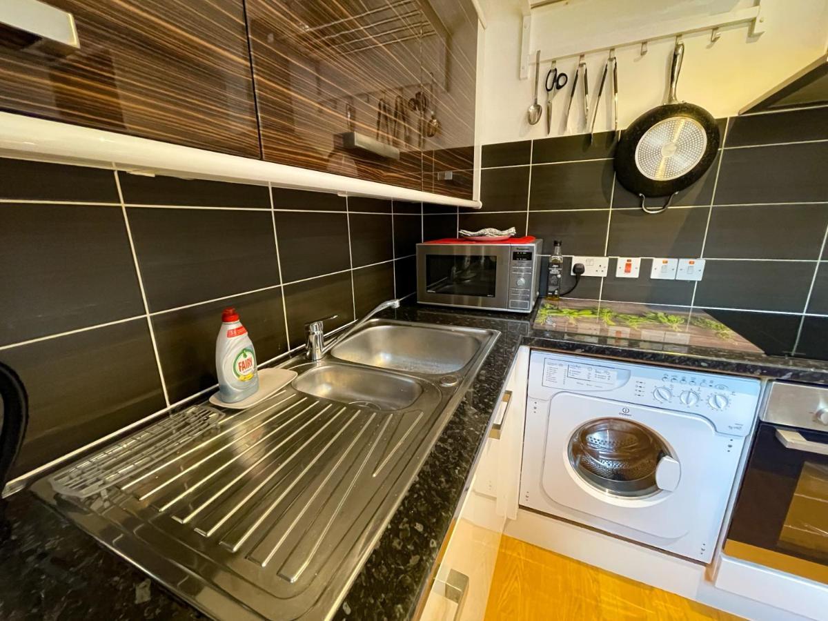 Kelvingrove 2 Bedroom Apartment - Private Parking Glasgow Exteriér fotografie